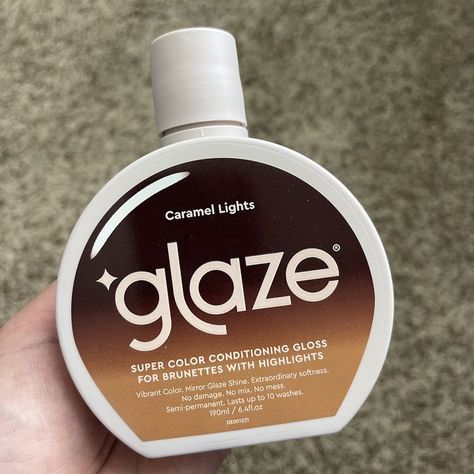 Glaze’s Super Gloss Made My Hair Shinier, Softer, and More Vibrant Hair Glosser Products, Gold Hair Gloss, Red Hair Glaze, Glaze Hair Gloss, Glazyboo Eyelashes, Glaze Hair, Hair Glaze, Hair Gloss, Babassu Oil