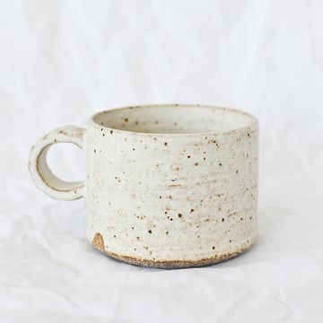 Ceramics Mug, Clay Inspo, Speckle Glaze, Local Gifts, Mug Handmade, Glaze Ceramics, Craft Stuff, Ceramics Projects, Pottery Designs