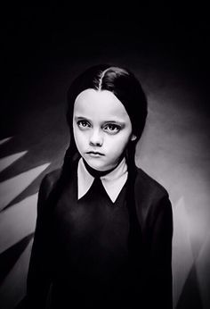 Wednesday Christina Ricci Movies, Adams Family Costume, Original Addams Family, Addams Family Tv Show, Addams Family Movie, Addams Familie, Wednesday Addams Costume, Charles Addams, Addams Family Costumes