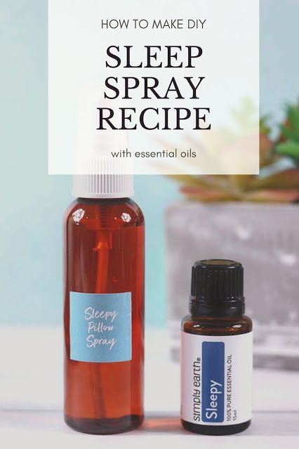 Pillow Mist Diy, Sleep Spray Essential Oils, Diy Sleep Spray, Diy Pillow Spray, Essential Oils Sleep, Sleeping Essential Oil Blends, Roman Chamomile Essential Oil, Sleep Spray, Diy Pillow