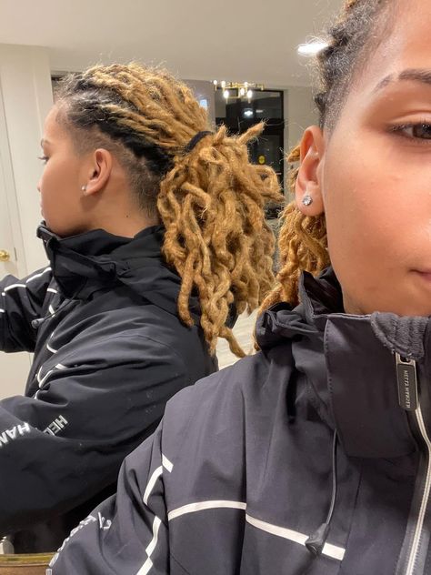 Locs With Temp Fade, Locs With An Undercut, Locs And Undercut, Low Taper Fade With Locs, Undercut Locs Women, Blonde Tip Locs, Blonde Locs Men, Undercut With Locs, Dreadlock Undercut