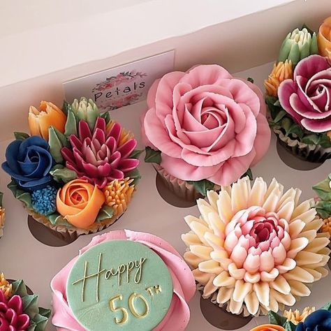 Flower cupcake cake