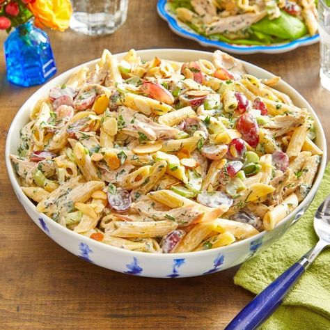 Ideas With Shredded Chicken, Leftover Shredded Chicken, Pioneer Woman Chicken, Chicken Pasta Salad Recipes, Picnic Side Dishes, Leftover Rotisserie Chicken, Shredded Chicken Recipes, Packed Lunch, Cold Salad