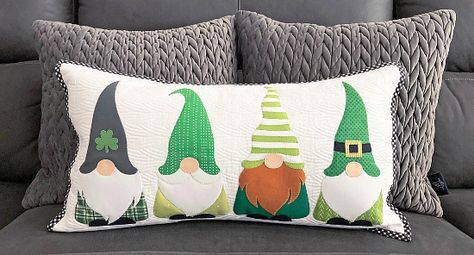 Choose Between 8 Seasonal Themes in 1 Cute Pillow - Quilting Digest Gnome Quilt Patterns Free, Gnome Pillow Pattern, Gnome Quilt, Gnome Pillow, Muslin Quilt, Make Your Own Pillow, Quilting Digest, Cute Pillow, Christmas Quilt Patterns