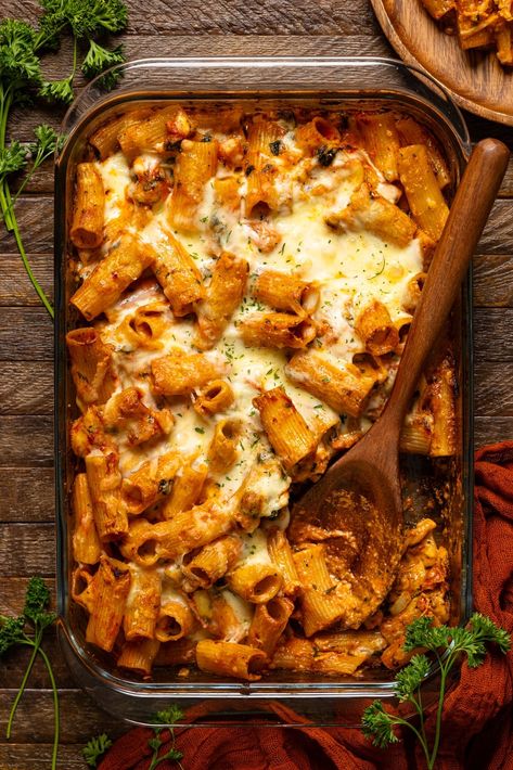 Spicy Vodka Rigatoni Pasta Bake | Orchids + Sweet Tea Spicy Vodka Rigatoni, Good Pasta Recipes, Rigatoni Pasta Bake, Vodka Rigatoni, Beef Ragu Recipe, Spicy Rigatoni, Pasta Bake Vegetarian, Pesto Pasta Bake, Braised Steak