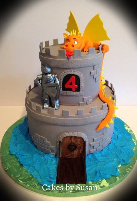 Knight and dragon castle cake Cake Origami, Knight Cake, Knight And Dragon, Dragon Birthday Cakes, Knight Dragon, Castle Birthday Cakes, Knight Birthday Party, Dragon Castle, Dragon Cakes