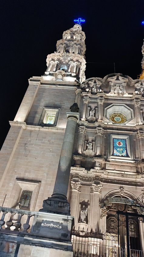 Catedral San Juan de los lagos Blessed Wallpaper, Vision 2025, Fake Account, Foto Ideas Instagram, Insta Story, Big Ben, Vision Board, Architecture, Building