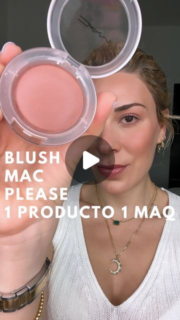 MILDRED TREVIÑO on Instagram: "Corre por el 🏃🏻‍♀️ #blush @maccosmetics_mex @maccosmetics tono please  #labial #lipstick Tono 61 mischief de mac  #gloss @patricktabeauty need her   #makeuptutorial #maquillajenatural" Mac Glow Play Blush Swatches, Mac Blush Please, Mac Blush Swatches, Mac Gloss, Mac Glow Play Blush, Blush Mac, Mac Blush, Lip Sticks, New Mac