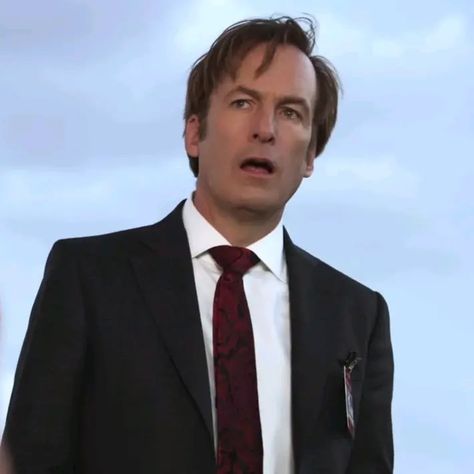 Saul Goodman Profile Picture, Saul Goodman Halloween Costume, Kim And Saul Matching Icons, Young Bob Odenkirk, Jimmy Mcgill Icon, Better Call Saul Pfp, Saul Goodman Funny, Saul Goodman Pfp, Mike Breaking Bad