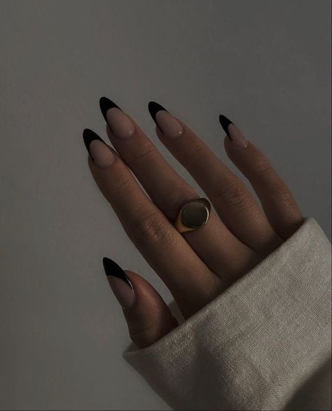 Black Acrylic Nails, Formal Nails, Simple Acrylic Nails, Classy Acrylic Nails, Almond Acrylic Nails, Short Acrylic Nails Designs, Classy Nails, Chic Nails, Short Acrylic Nails