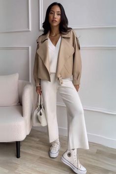 Italy Outfits, Classy Work Outfits, Casual Chic Outfit, Mode Inspo, Autumn Outfit, Basic Outfits, Looks Style, Mode Inspiration, Winter Fashion Outfits