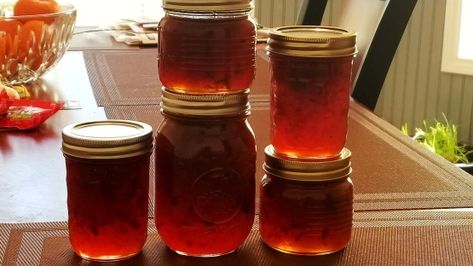 Blueberry Pepper Jelly Recipe, Blueberry Jalapeno Jelly Recipe, Jalapeno Jelly Recipe, Jalapeno Jelly Recipes, Jalapeño Jelly, Pepper Jelly Recipe, Canning Jelly, Blueberry Jelly, Pepper Jelly Recipes