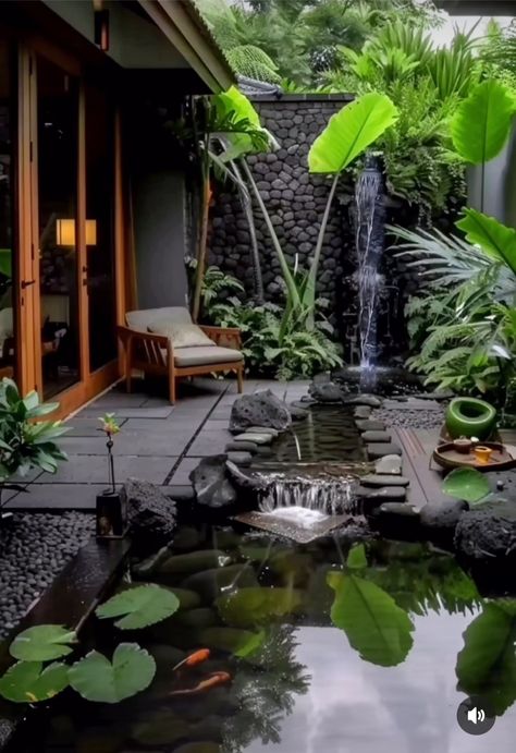 Home Courtyard Ideas, Indoor Fish Pond, Indoor Pond, Serenity Garden, Terrace Garden Ideas, Fish Garden, Japanese Garden Landscape, House Interior Design Styles, Boho Style Decor