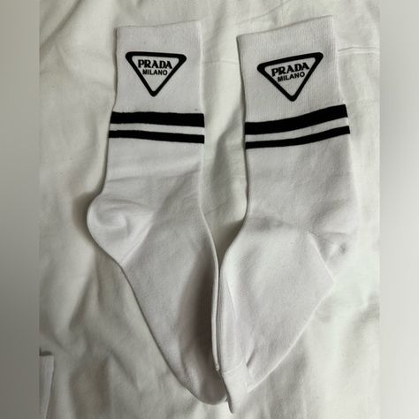 Prada White Logo Cotton Socks Prada Accessories, Cotton Socks, Mid Calf, Hosiery, Prada, Socks, Fashion Outfits, Brand New, ? Logo