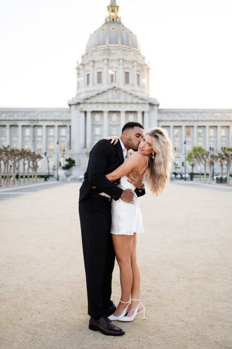 San Francisco City Hall Civil Ceremony, San Francisco City Hall Engagement Photo, Sf City Hall Engagement Photos, Latino Wedding, Hall Aesthetic, Sf City Hall Elopement, Court Pictures, City Hall Wedding Photos, San Francisco City Hall Elopement