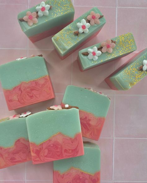 Cherry Blossom Soap Design Cherry Blossom Soap, Soap Design, Bath Salts Diy, Green Soap, Soap Ideas, Artisan Candles, Japanese Cherry Blossom, Soap Bars, Diy Soap