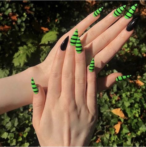 27 Ghoulishly Cool Green Halloween Nails for The Spooky Season! - The Catalog Halloween Nails Stripes, Black And Neon Green Halloween Nails, Neon Green Halloween Nails, Halloween Nails Neon, Green And Black Halloween Nails, Black And Green Halloween Nails, Green Halloween Nail Designs, Lime Green And Black Nails, Black And Neon Green Nails