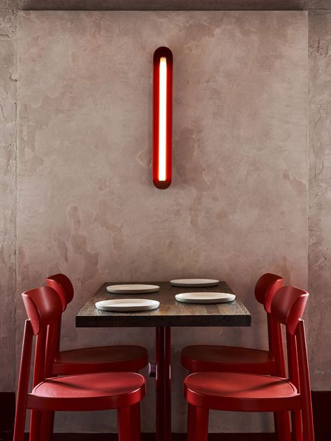 Red Restaurant, Thonet Dining Chairs, Lighting Design Ideas, Modern Dining Room Lighting, Asian Restaurants, Ideas Hogar, Bar Interior, Floor Colors, Room Lighting