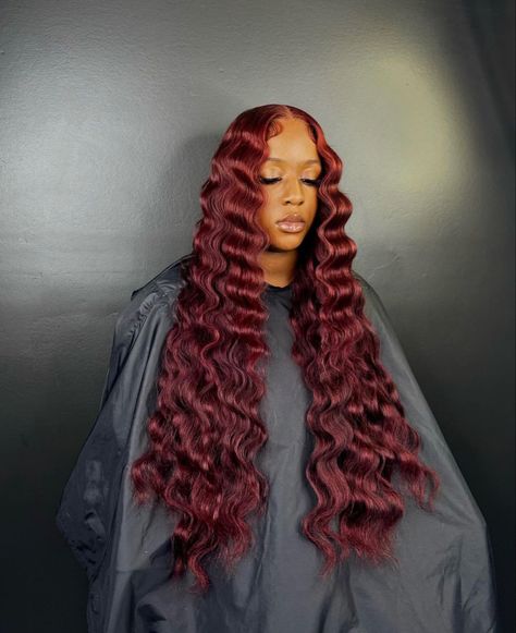 Red Hair Crimps, Pretty Wig Hairstyles, Red Crimped Wig, Middle Part With Crimps, Crimp Hair, Burgundy Deep Wave, Burgundy Lace Front Wig, Lace Fronts, Frontal Wig Hairstyles