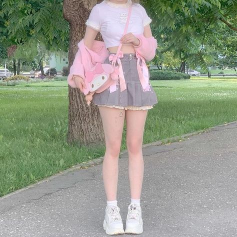 Summer Outfits Kawaii, Soft Kawaii Aesthetic Outfits, Winter Outfits Kawaii, Shoujo Clothes, Aesthetic Kawaii Outfits, Kawaii Summer Outfits, Cutecore Style, Outfit Ideas Cold, Cute Pastel Outfits