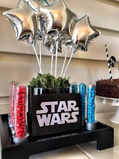 92 ideas de decoración para Cumpleaños de Star Wars Star Wars Baby Shower Decorations, Star Wars Dessert, Star Wars Party Decorations, Decoracion Star Wars, Star Wars Themed Birthday Party, Diy Star Wars, Star Wars Baby Shower, Star Wars Party Ideas, Star Wars Ideas