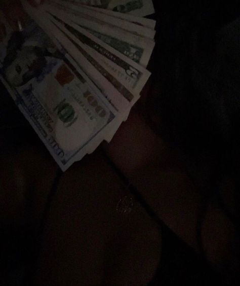 Girl Holding Money, Holding Money, Fun Games, Group Chat, Money