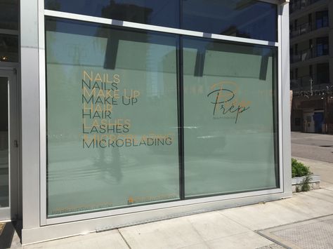 Beauty Salon Window Design, Salon Window Signage, Spa Window Display Ideas, Window Signage Design, Salon Window Display, Glass Sticker Design, Beauty Bar Salon, Makeup Studio Decor, Window Glass Design