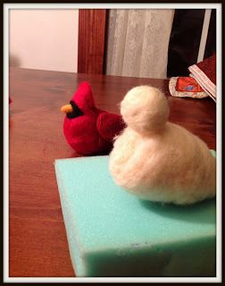 Needle Felted Cardinal Tutorial, Needle Felt Cardinal, Felted Cardinal, Pillows Animals, Felting Birds, Felt Stuffies, Felt Tutorial, Felting Diy, Needle Felting Tutorial