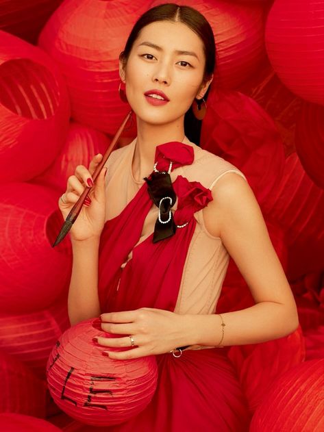 High End Clothing Brands, New Year Photoshoot, Liu Wen, Red Aesthetic, Christmas Fashion, China Fashion, Chinese New Year, Chinese Style, Lady In Red