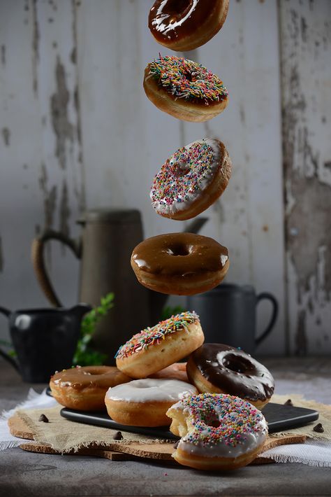 #levitating #levitationphotography #donutshop #foodphoto #foodphotographer Food Levitation Photography, Donat Aesthetic, Colorful Food Photography, Donuts Photography, Doughnuts Photography, Donut Aesthetic, Donuts Aesthetic, Old Fashioned Donut, Food Photography Dessert