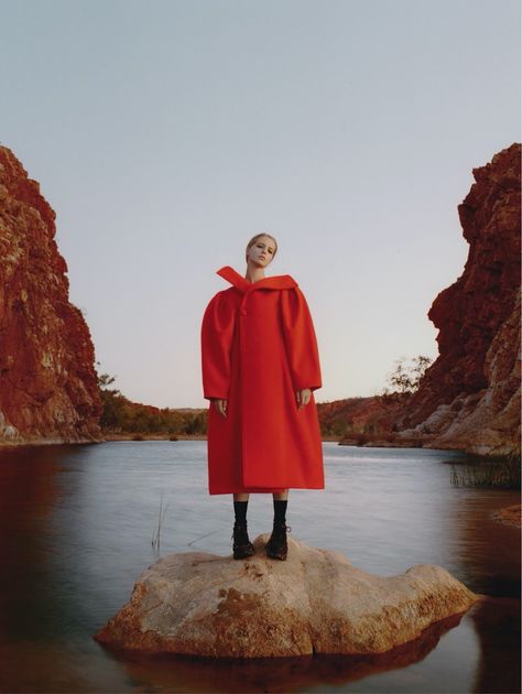 Abby Champion & Adual Akol Vogue Ukraine 2020 Cover Fashion Editorial Abby Champion, Vogue Ukraine, Mode Editorials, Alfred Stieglitz, Tim Walker, Body Of Water, Fashion Photography Inspiration, Foto Art, Fashion Photography Editorial