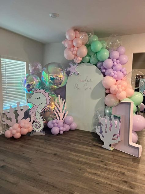 Mermaid Birthday Backdrop Ideas, Oneder The Sea Backdrop, Oneder The Sea Balloon Arch, Under The Sea Baby Shower Ideas For Girl, Oneder The Sea 1st Birthday Girl, Little Mermaid First Birthday Party, Oneder The Sea 1st Birthday, Mermaid First Birthday, Oneder The Sea