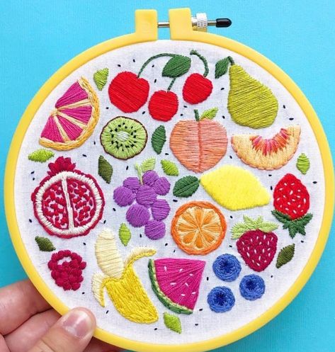 Fruit Embroidery Patterns Easy, Fruit Embroidery Patterns, Hand Embroidery Fruit, Embroidery Fruit, Food Embroidery, Embroidered Fruit, Fruit Embroidery, Embroider Ideas, Simple Hand Embroidery Patterns