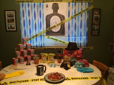 Breaking Bad Birthday Breakfast with Pollos Hermanos cups, Funyons, bell, Walter White hat and glasses, Blue Sky rock candy, hazard mask and special bacon for Mr. Heisenberg himself! Breaking Bad Party Ideas, Breaking Bad Birthday Party, Breaking Bad Halloween, Breaking Bad Birthday, Breaking Bad Party, Bad Birthday, Birthday 15, Birthday Breakfast, Walter White