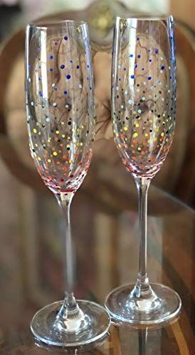 Paint Champagne Glasses, Painting Champagne Glasses, Champagne Glass Painting, Champagne Glass Art, Bridal Wine Glasses, Painted Champagne Glasses, Hand Painted Champagne Flutes, Etching Ideas, Crystal Champagne Glasses