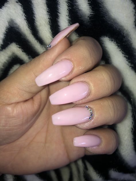 Diamond pink coffin nails Pink Nails With Diamonds, Pink Coffin Nails, Pink Coffin, Pink Gel Nails, Light Pink Nails, Diamond Nails, Nails Inspo, Pink Rhinestones, Rhinestone Nails