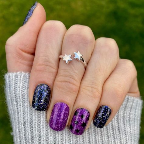 Laurie Herc (@tracktownnails) • Instagram photos and videos Color Street 1 In 4, Diy Manicure Ideas, Mixed Mani Ideas, Black And Purple Nails, Nail Dipping Powder Colors, Mani Nails, Mani Ideas, Nail Color Combos, Mixed Mani