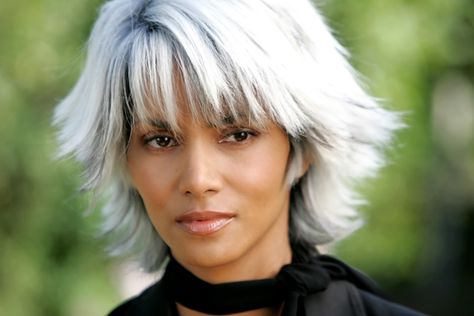 If she does eventually suit up as Storm — which really, really needs to happen — she would be joining Halle Berry and Alexandra Shipp in playing the beloved character. Halle Berry X Men, Halle Berry Storm, Shawn Ashmore, Matthew Vaughn, Alexandra Shipp, Beau Film, Days Of Future Past, Bleached Hair, Halle Berry