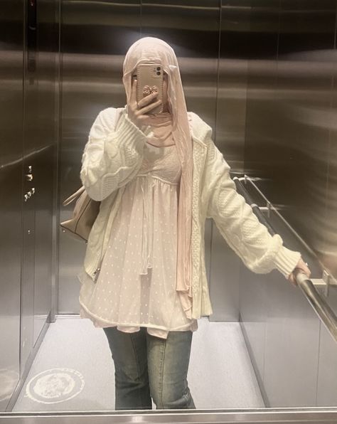 Hijabi Coquette, Coquette Outfit, Hijabi Fits, Hijabi Outfit, Coquette Fashion, Modest Fits, Hijab Outfits, Hijab Fashion Inspiration, Hijabi Outfits