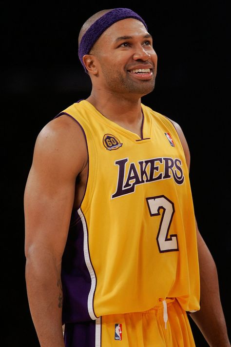 derek fisher...wish he was still a LAKER Lakers Players, Derek Fisher, Bryant Lakers, Lakers Basketball, I Love La, Nba Sports, Nba Championships, Basketball Legends, Win Or Lose