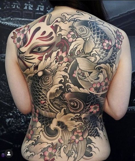 Full Back Tattoo Women Japanese, Lady Tattoo, Backpiece Tattoo, Full Back Tattoos, Koi Tattoo, Tattoed Women, Pieces Tattoo, Tattoo Now, Irezumi Tattoos