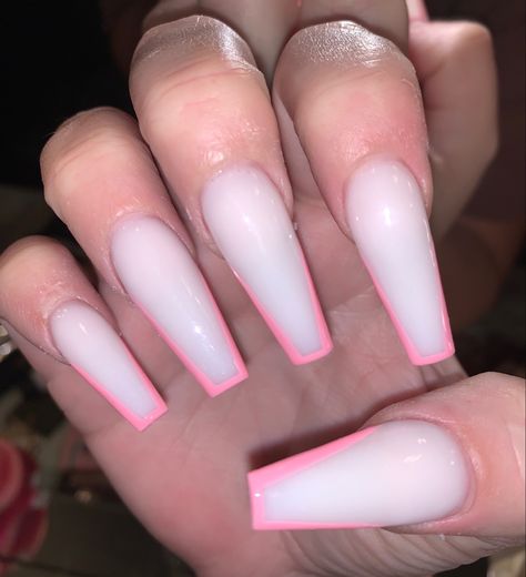 Milky white nails with pink border/stripes/sides   #nails #milkynails #cumnails #pinknails #whitenails #pink Milky White Nails With Pink Design, Milky White And Pink Nails Acrylic, White Nails With Tip Color, Milk Color Nails Design, White Nails With Outline, Border Nail Designs, Milky Pink Nails With Glitter, Pink And Milky White Nails, White Nails With Color Tips