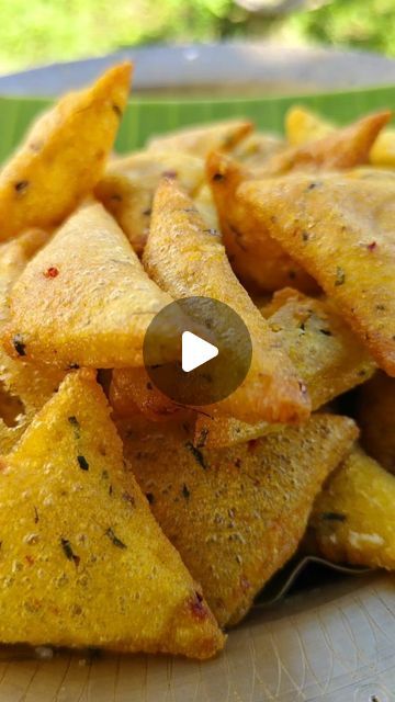 Recipe Snacks Easy, Suji Snacks Recipe, Indian Snack Recipes Vegetarian, Healthy Snacks Recipes Indian, Indian Snacks Recipes Easy, Suji Recipes Indian, Quick Snacks Easy Indian, Easy Snack Recipes Indian, Indian Dry Snacks