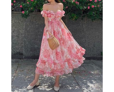 Pink Cottagecore Dress, Pink Cottagecore, قلادات متدلية, Off Shoulder Fashion, Floral Dresses Long, Maxi Robes, Floral Print Maxi Dress, Floral Print Maxi, Fairy Dress