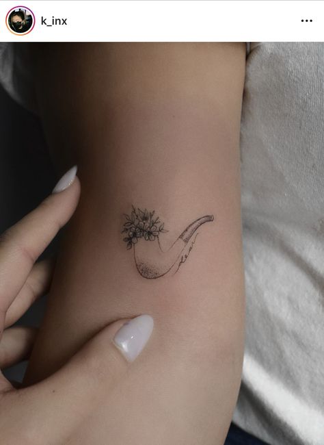 Pipe Tattoo, Buttercup Flowers, Tattoo Outline Drawing, Dad Tattoos, Flowers Tattoo, Jewelry Tattoo, Tattoo Outline, Mom Tattoos, Piercing Tattoo