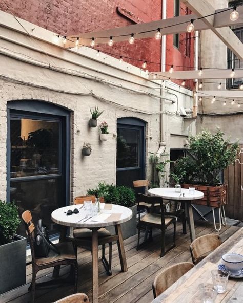 Beautiful Cafe, Restaurant Patio, Cafe Terrace, Small Cafe, Rustic Italian, Patio Inspiration, Patio Interior, Apartment Style, Cafe Interior Design