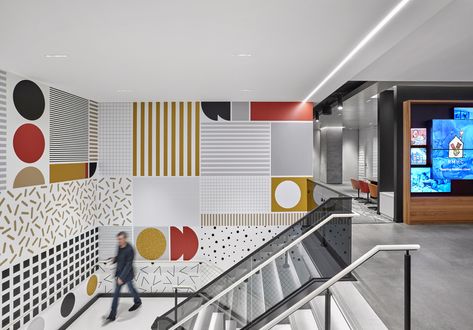 Gallery of McDonald’s HQ Workplace / Studio O+A + IA Interior Architects - 4 Wall Graphics Office, Office Wall Graphics, Meeting Room Design, Interior Architects, Workplace Design, Environmental Design, Interior Architect, Environmental Graphics, Office Walls