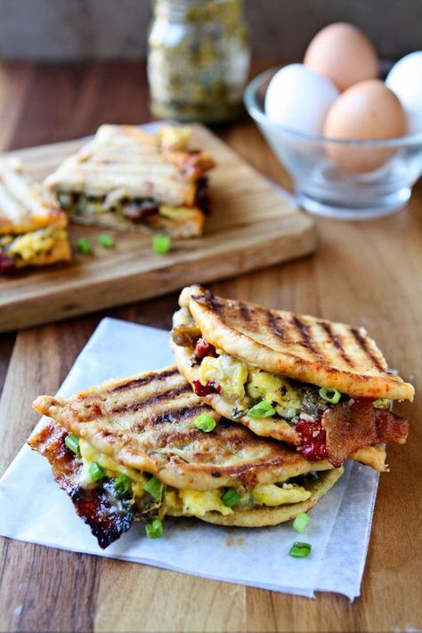 Pita Breakfast Sandwich, Asian Breakfast Sandwich, Panini Ideas, Maple Pecan Scones, Fall Sandwiches, Cheese Scrambled Eggs, Scrambled Eggs Bacon, Breakfast Panini, Breakfast Pita