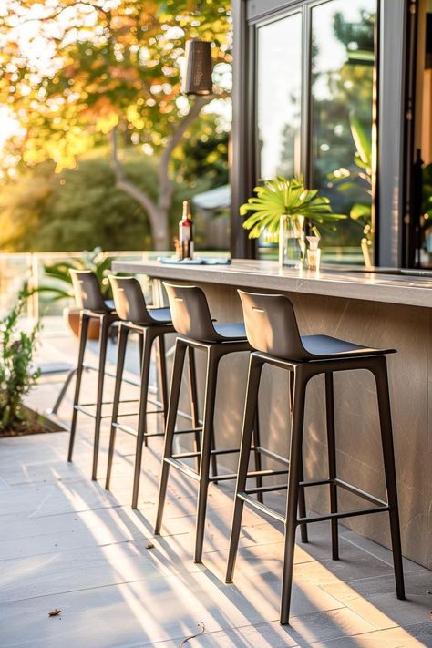 Modern outdoor kitchen with bar stools in backyard Dream Backyard Ideas, Patio Entertaining, Small Patio Decor, Modern Counter Stools, Kitchen Counter Stools, Patio Bar Stools, Bar Stools With Backs, Stools With Backs, Bbq Area