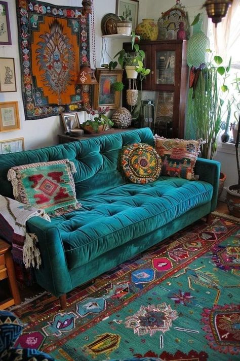 Peacock Blue Couch Living Room, Green And Blue Living Room, Teal Couch Living Room, Blue Upholstered Chair, Green Living Room Ideas, Teal Couch, Turquoise Sofa, Blue And Green Living Room, Blue Couch Living Room